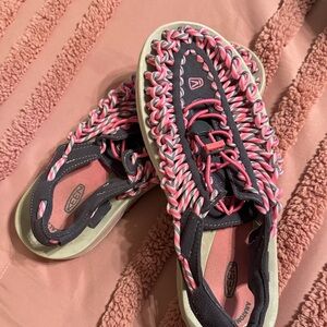 Keen Pink and Gray Woven Footwear